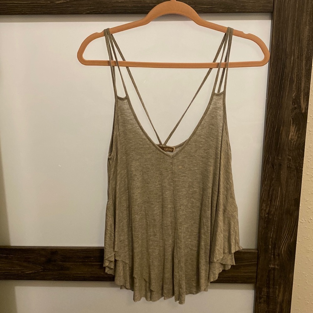 Gray tank top
